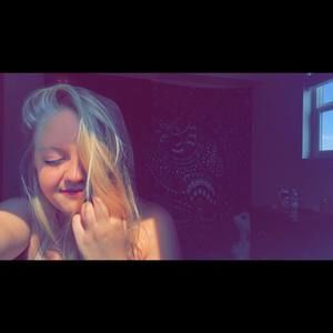 Meet your Posher, Caylee